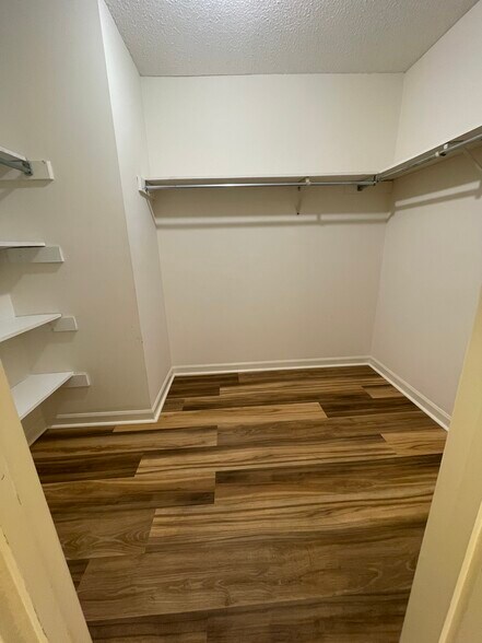 Building Photo - 2184 Wilderness Cv
