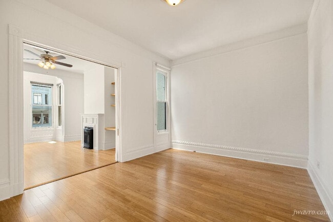 Building Photo - 814 22nd St