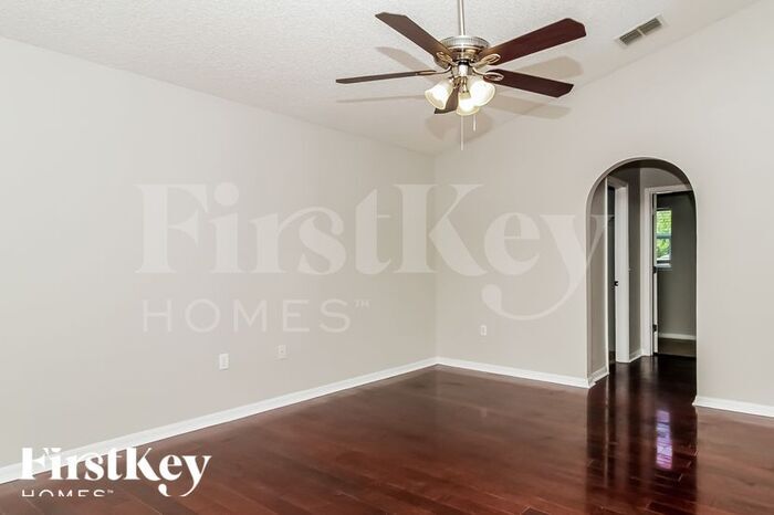 Building Photo - 469 Dominish Estates Dr