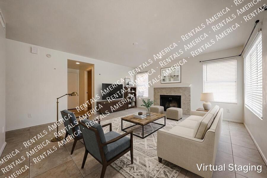 Building Photo - 2361 W Myrtle Dr