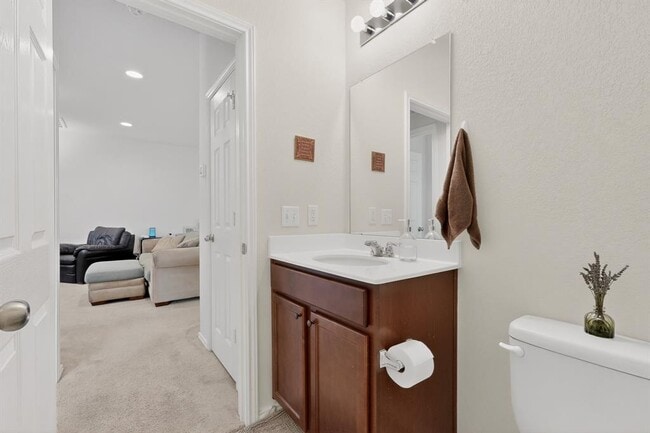 Building Photo - 262 Zuma Dr