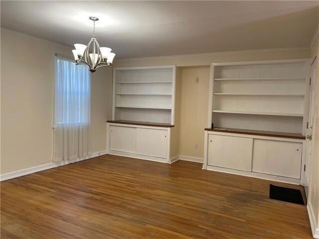 Building Photo - 750 Canton St