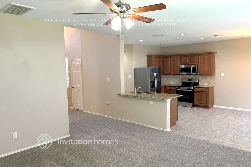 Building Photo - 1116 Melrose Dr