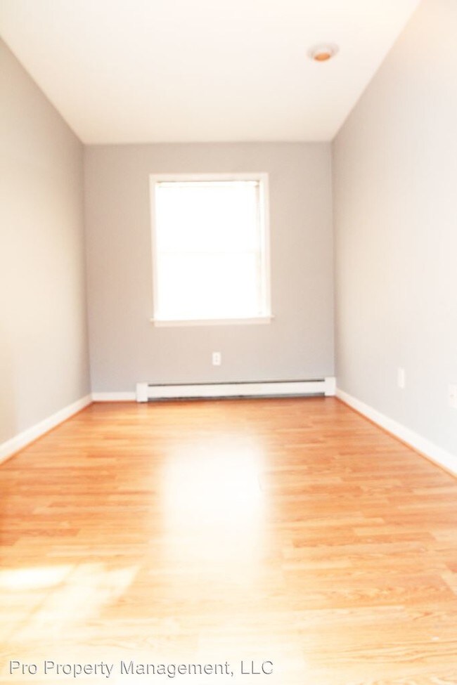 Building Photo - 18 Homestead Ln