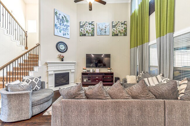 Building Photo - 20115 Neals Rose Ln