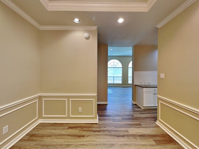 Building Photo - 3831 Princeton Park Ct