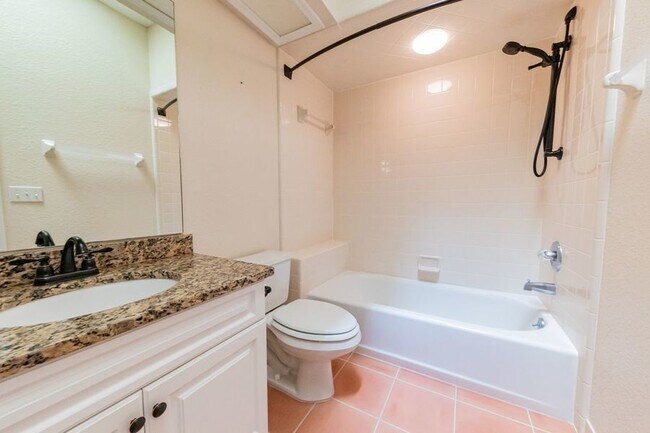 Building Photo - 39 Enclave Dr