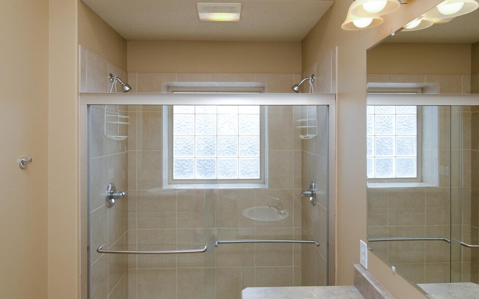 Building Photo - 1838 N Dubuque St