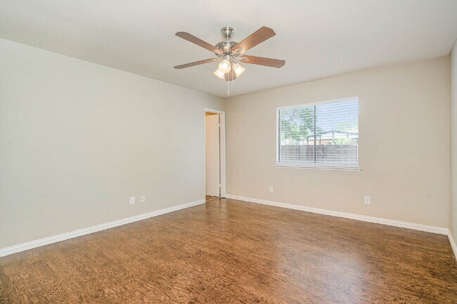 Building Photo - Cozy 3BR/2BA Home in a Quiet Neighborhood