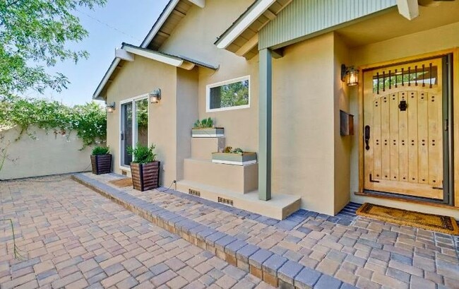 Building Photo - 5650 Waltrip Ln