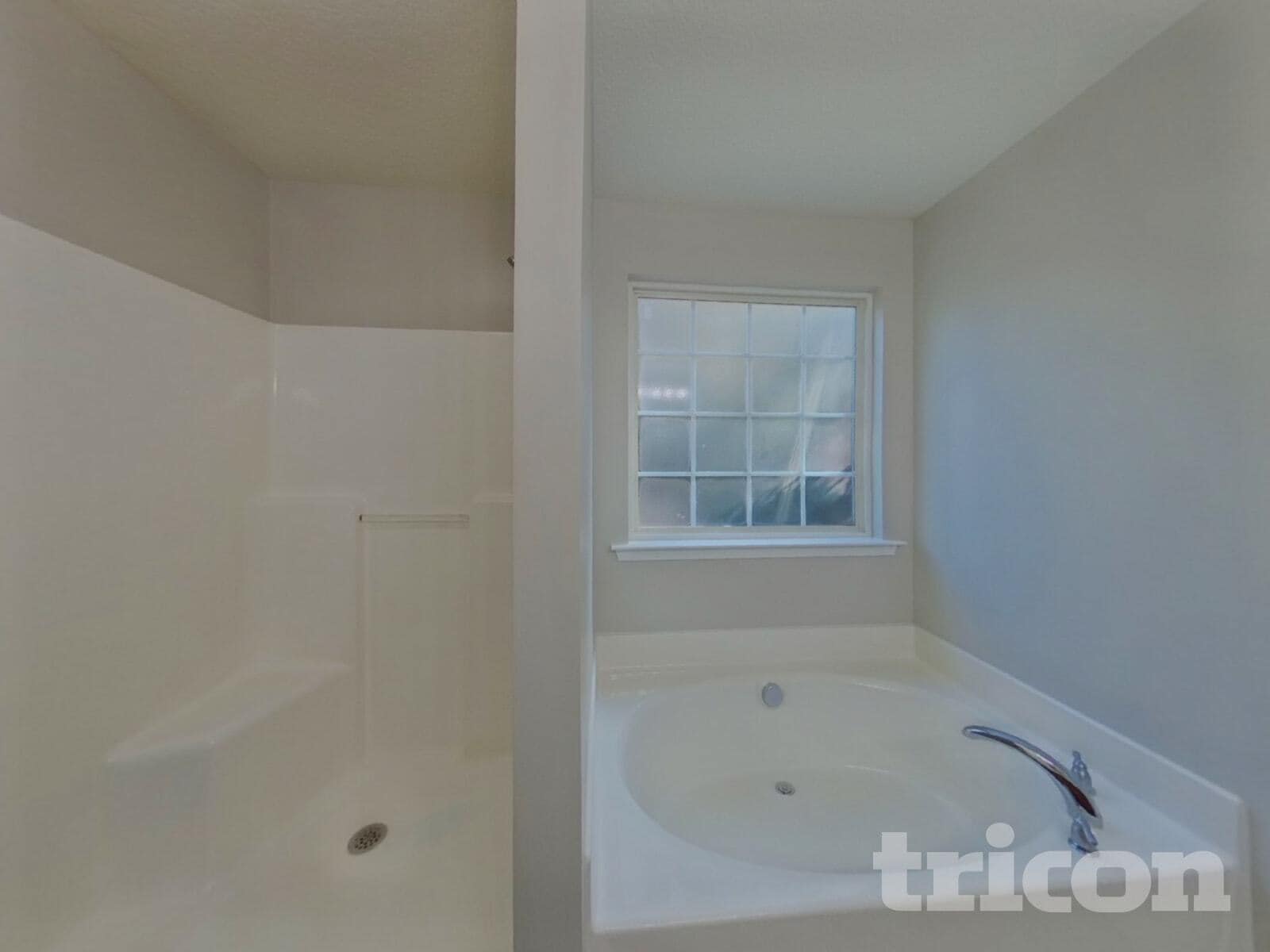 Building Photo - 6 Alderwood Ct