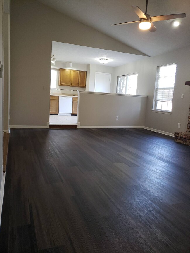 Building Photo - 7319 Richie Cir