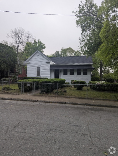 Building Photo - 1394 Ross St