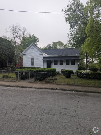 Building Photo - 1394 Ross St