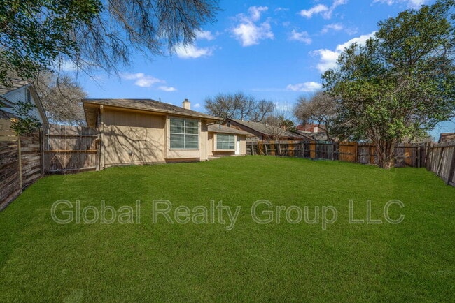 Building Photo - 8120 Forest Dawn