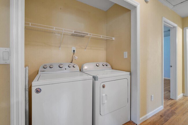 Building Photo - 2115 Jackson Bluff Rd