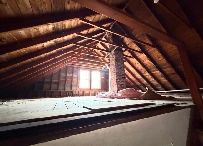 Building Photo - 38 A St