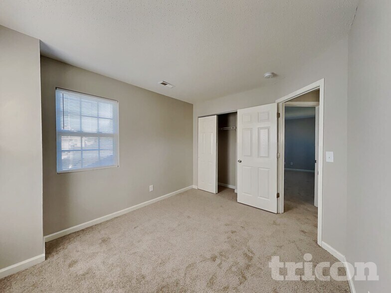 Building Photo - 685 Winners Point