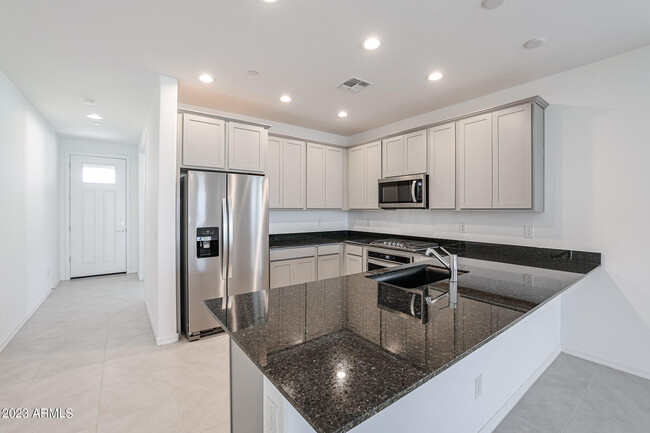 Building Photo - 13554 W Shifting Sands Dr
