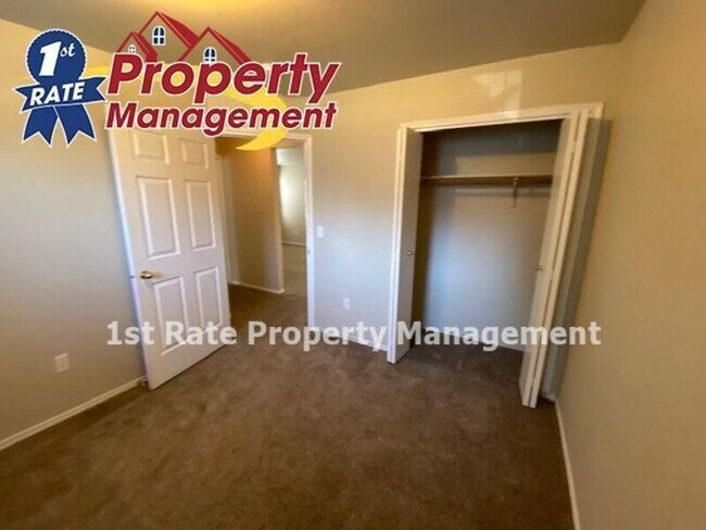 Building Photo - 540 S Workland Ln