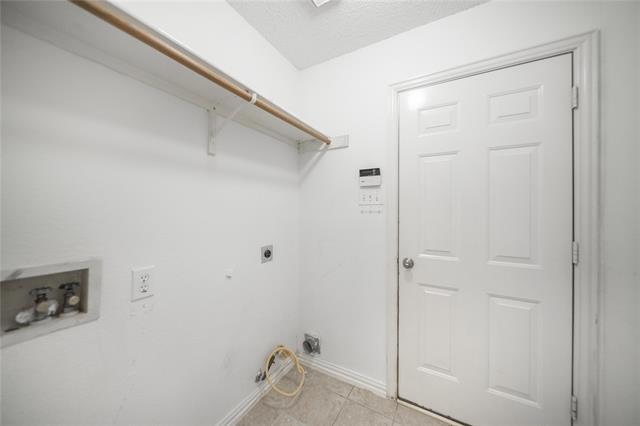 Building Photo - 1812 Ingleside Dr