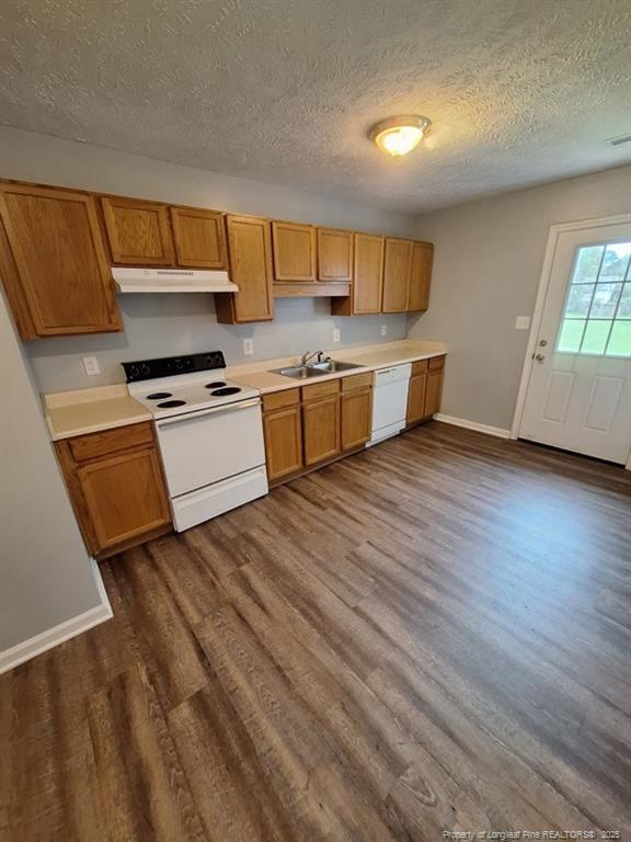 Building Photo - 207 Centipede Ln