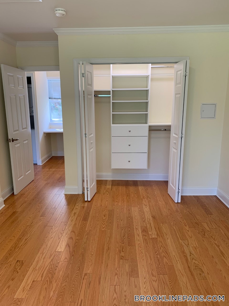 Building Photo - 210 Gerry Rd