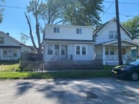 Building Photo - 3214 W 71st St