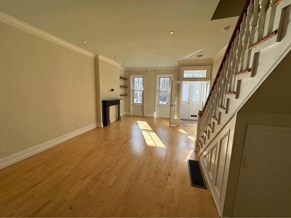 Building Photo - 2213 Federal St