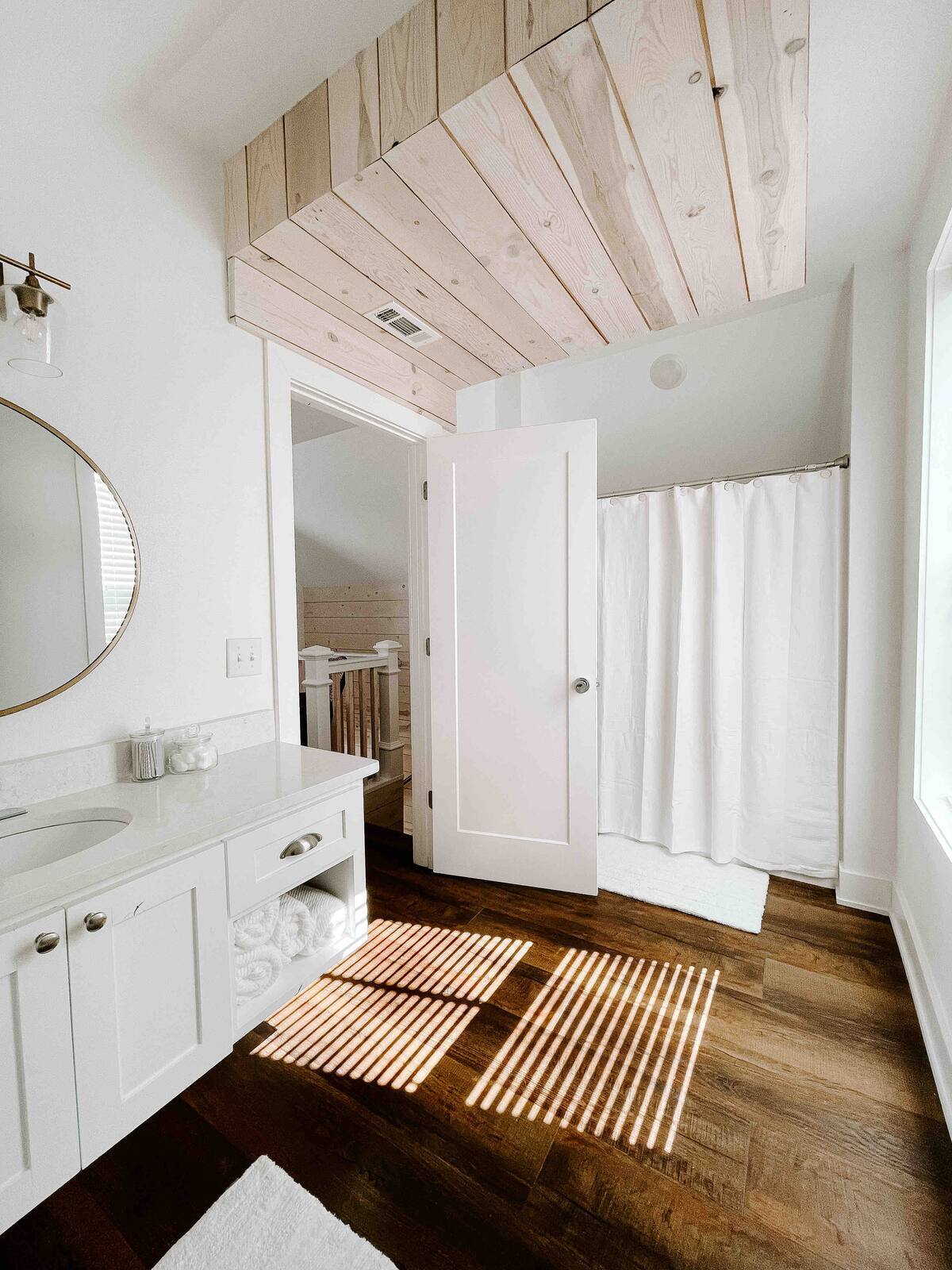 Building Photo - 2023 Loretta Parker Lane, Cottage A