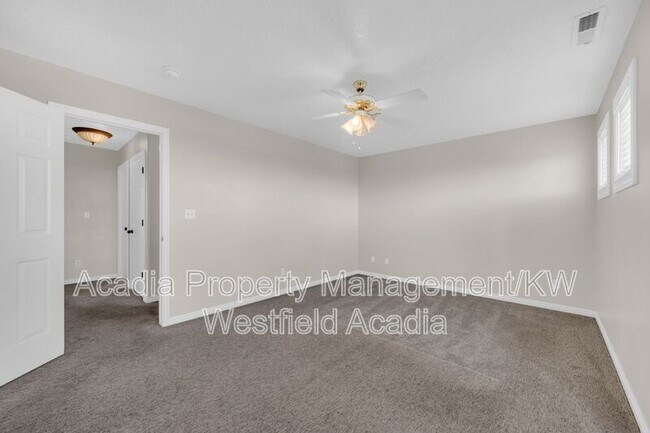 Building Photo - 25 E 2250 N