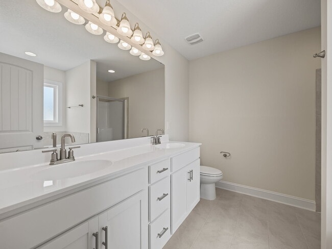 Building Photo - 432 Montgomery Dr