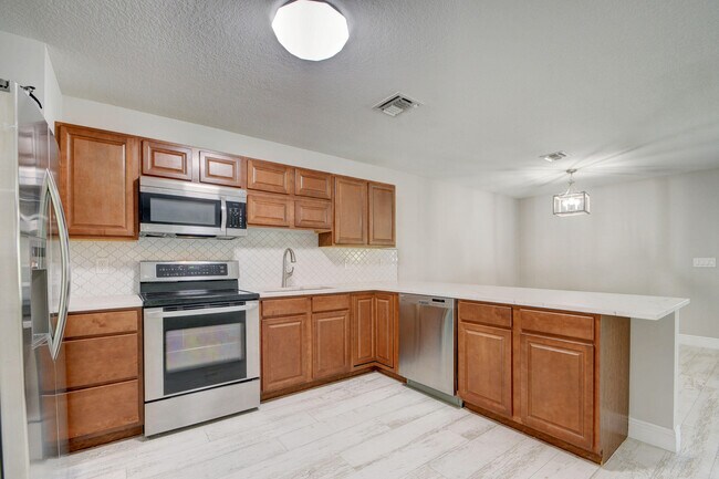 Building Photo - 1425 N Federal Hwy