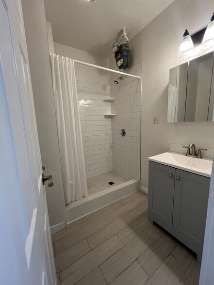 Building Photo - 38 Hemenway St