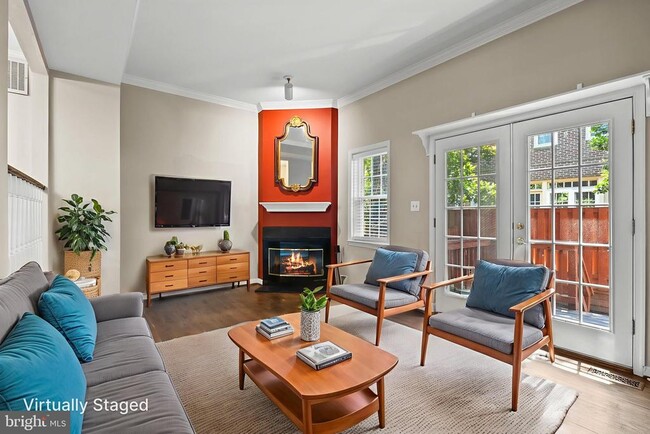 Primary Photo - 804 Gibbon St