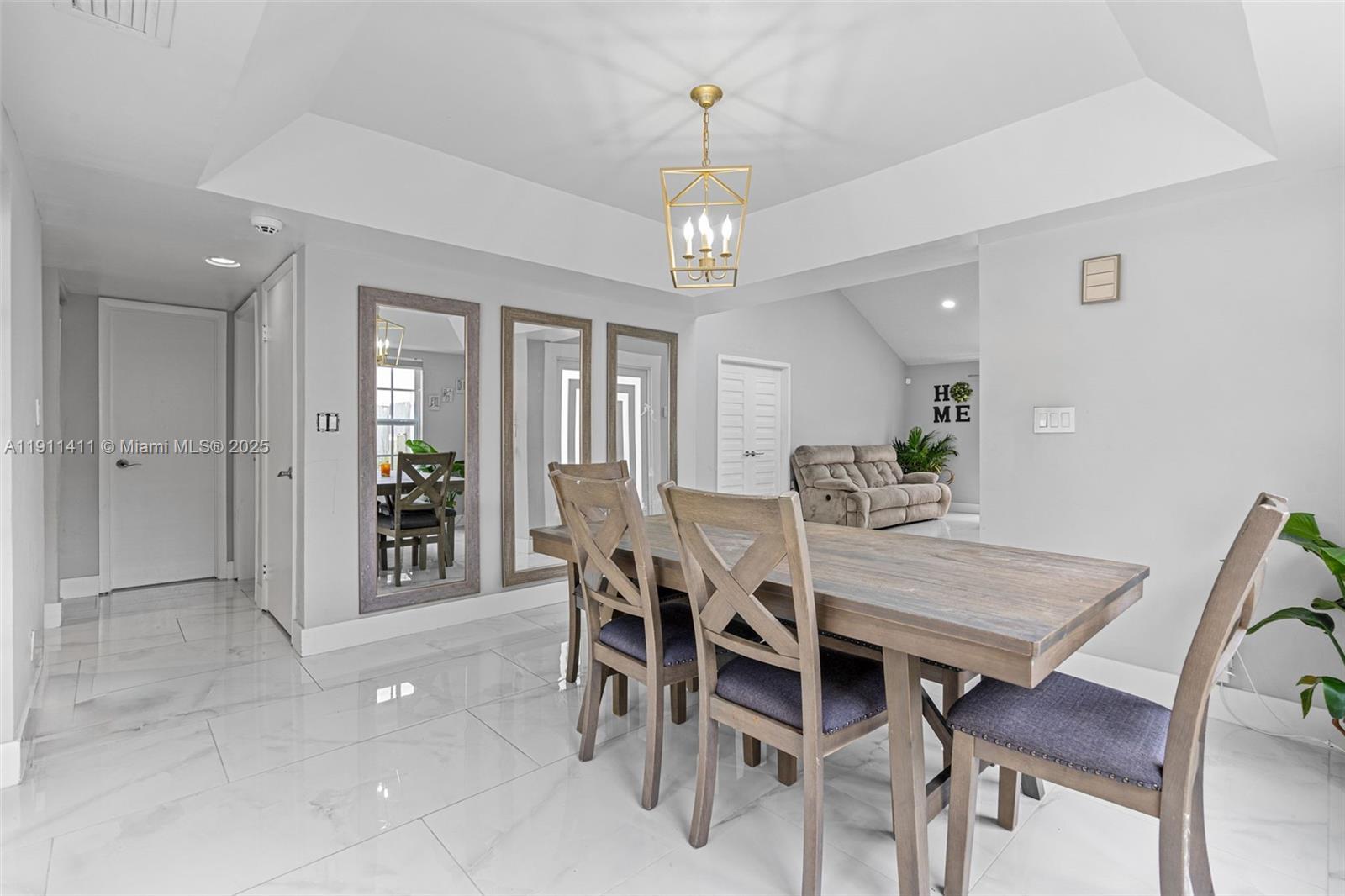 Building Photo - 8351 SW 39th Ct