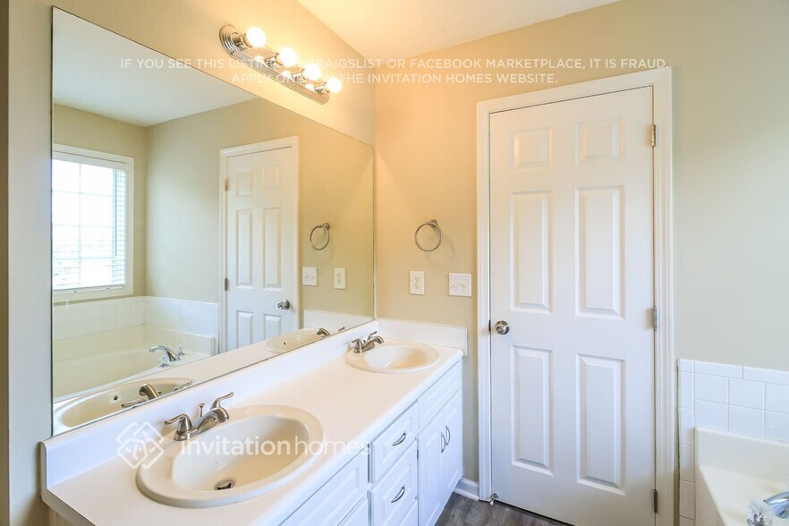 Building Photo - 3145 Victoria Rdg Ct