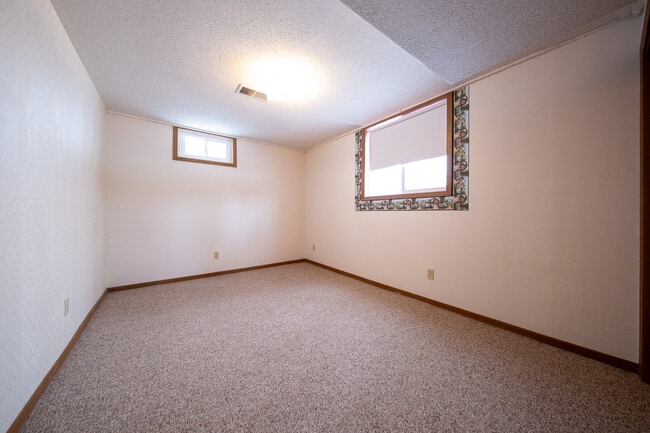 Building Photo - 408 Edgar Pl