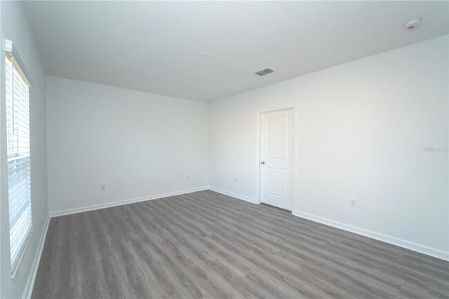 Building Photo - 336 Loch Ct