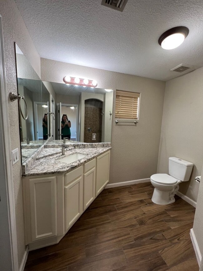 Building Photo - CULDESAC HOME IN ESTRELLA!