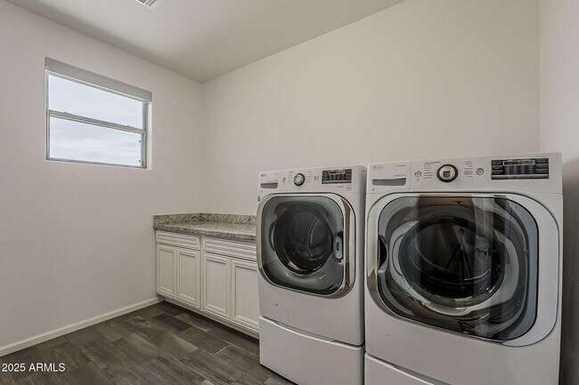 Building Photo - 17360 N 96th Way
