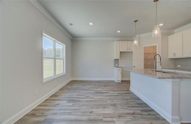Building Photo - 324 Sterling Creek Wy