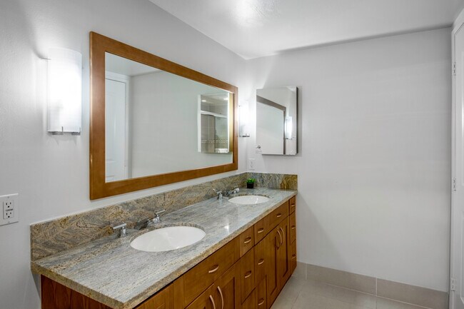 Building Photo - The Admiralty, 4170 Admiralty Way