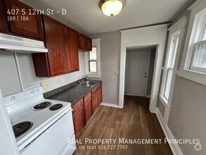 Building Photo - Spacious 1 Bedroom 1 Bath Apartment!! Depo...