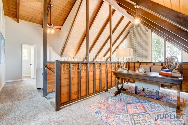 Building Photo - Stunning Home in Granite Hills! 3 Bed plus...