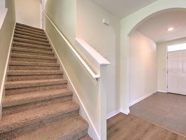 Building Photo - 16336 Little Garden Dr