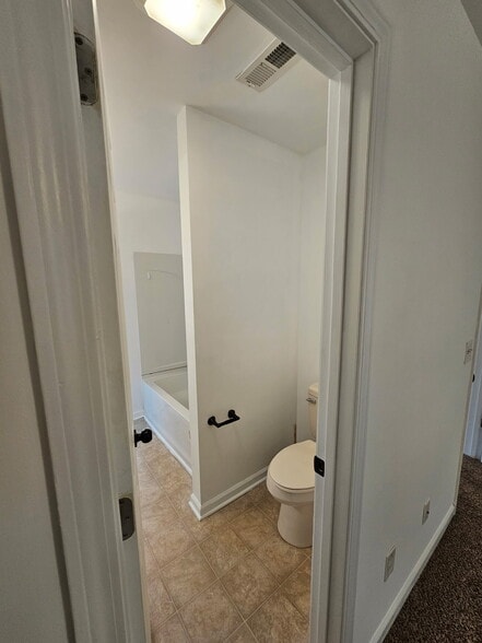 Bath Upstairs - 635 Wilderness Trl