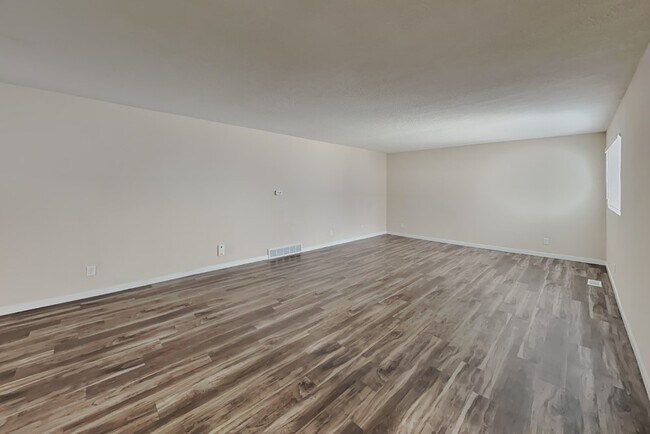 Building Photo - 218 Stanton Ave