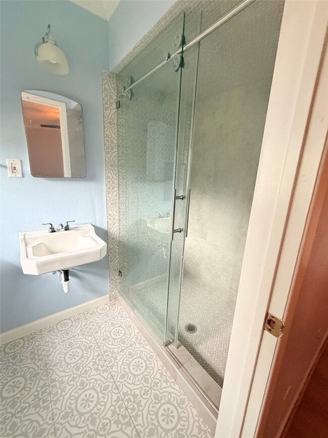 Building Photo - 4833 Hazelton St