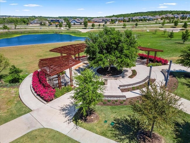 Building Photo - 7905 Catbird Ln